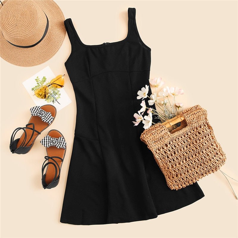 Black Fit And Flare Solid Dress Elegant Straps Sleeveless Plain A Line Dresses-3