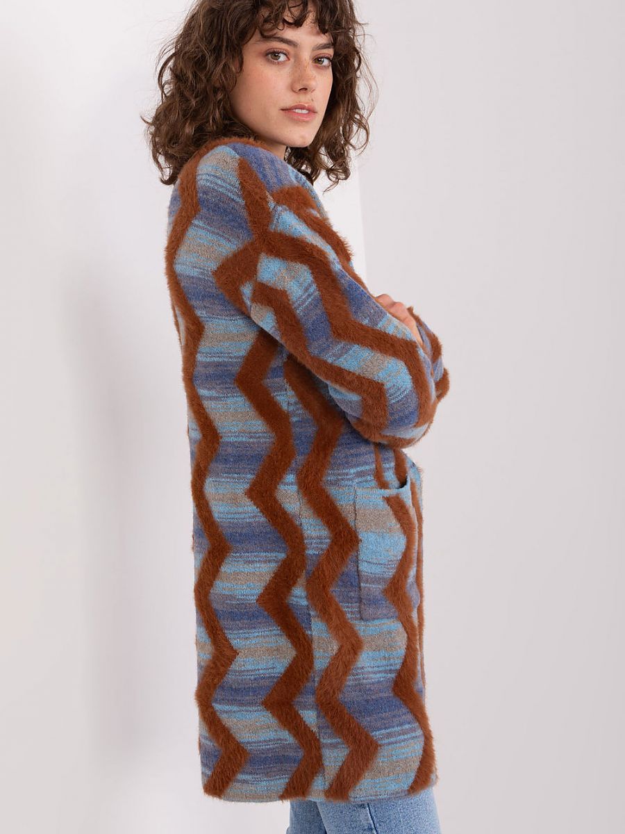 Cardigan model 188853 AT-1