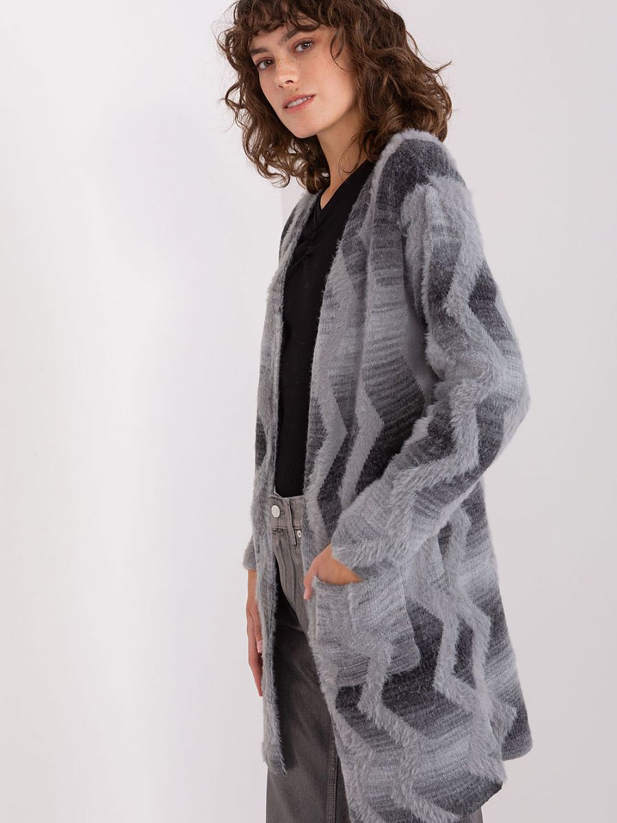 Cardigan model 188854 AT-1