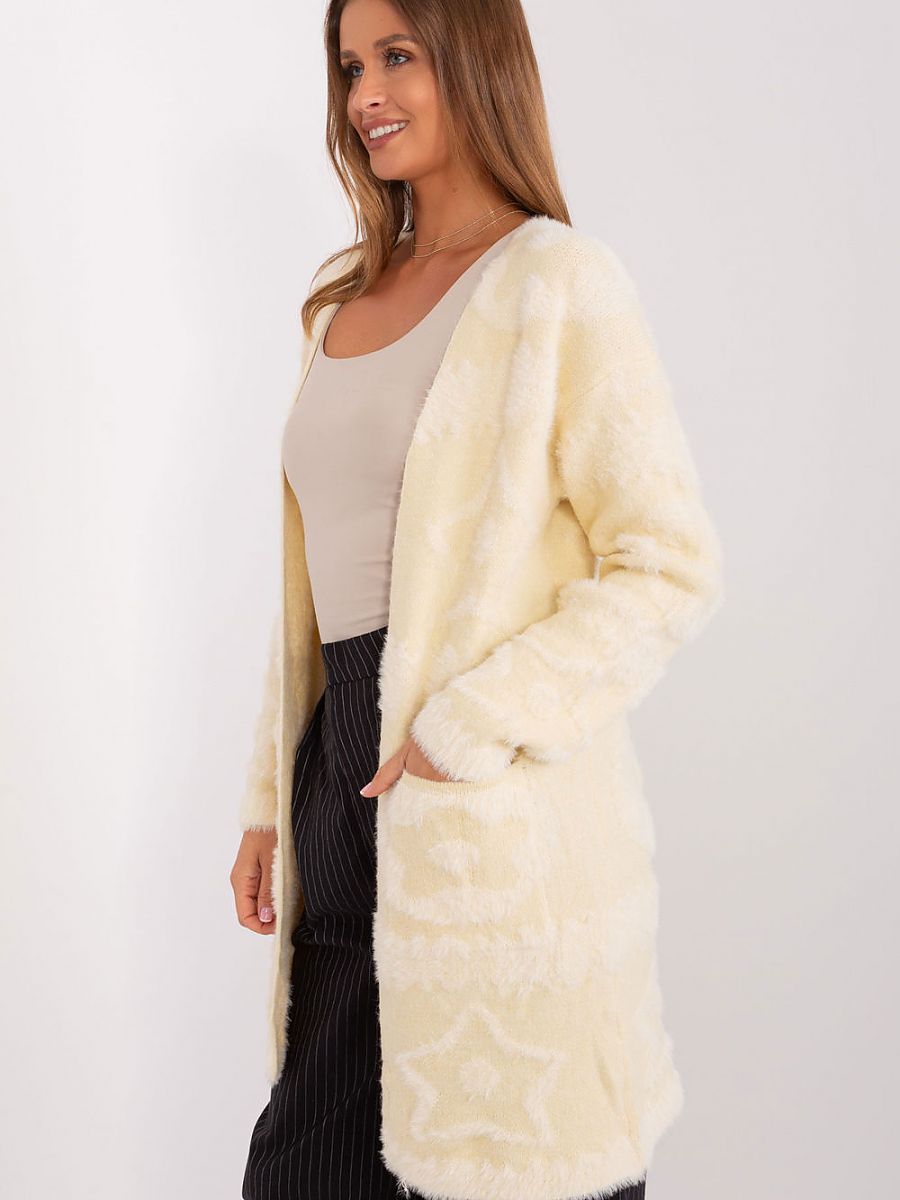 Cardigan model 189217 AT-1