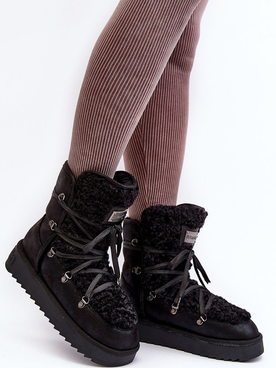 Snow boots model 190504 Step in style