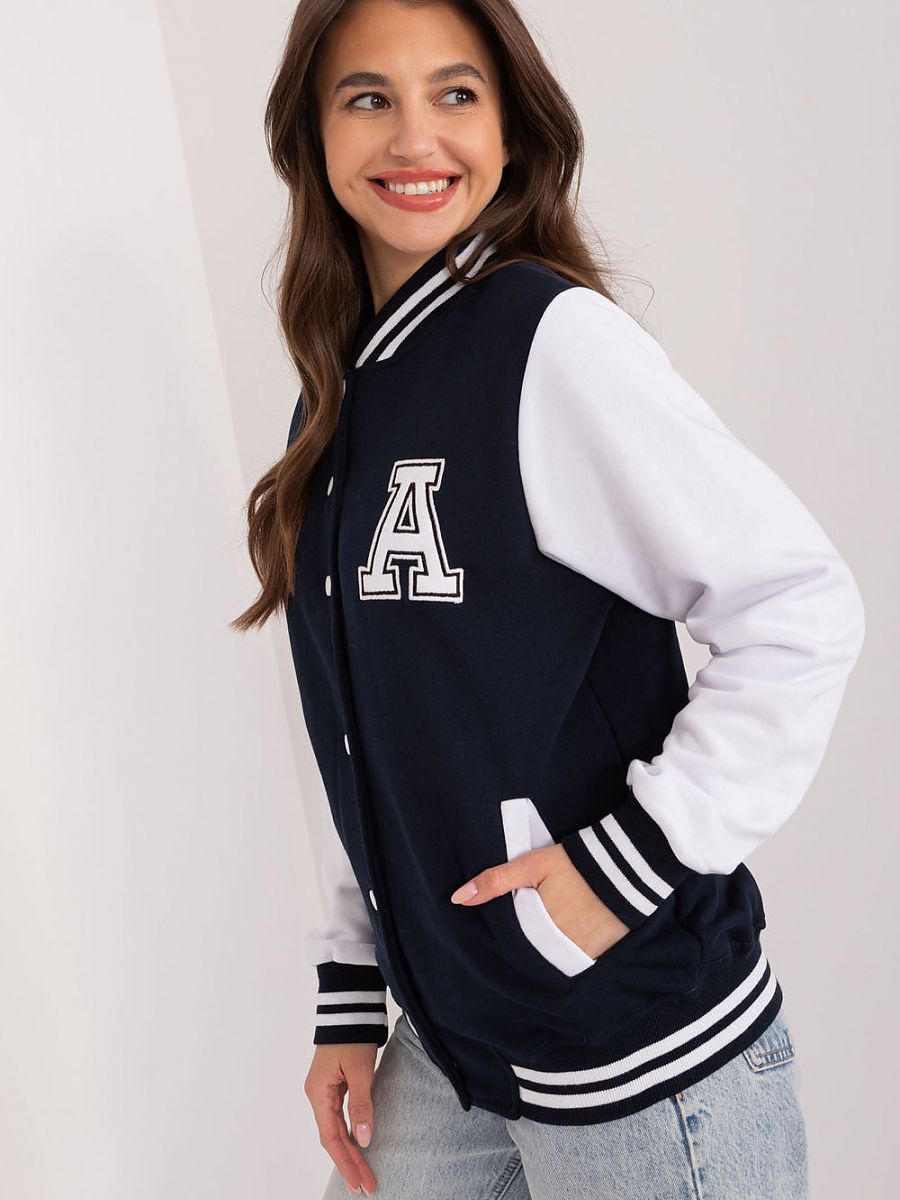 Sweatshirt model 192369 Relevance-1