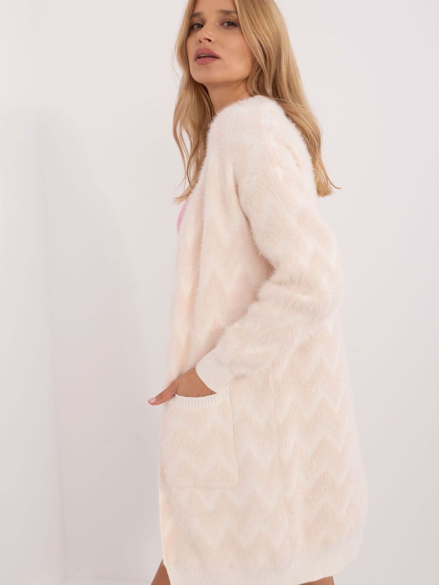 Cardigan model 199546 AT-1