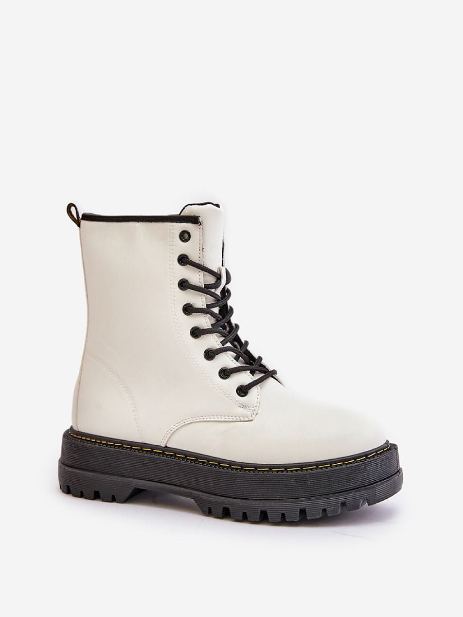 Bootie model 201912 Step in style