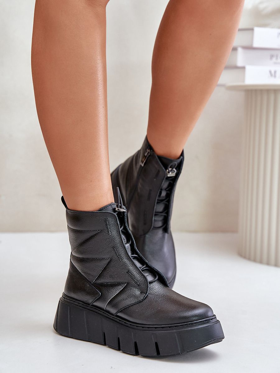 Boots model 202821 Step in style