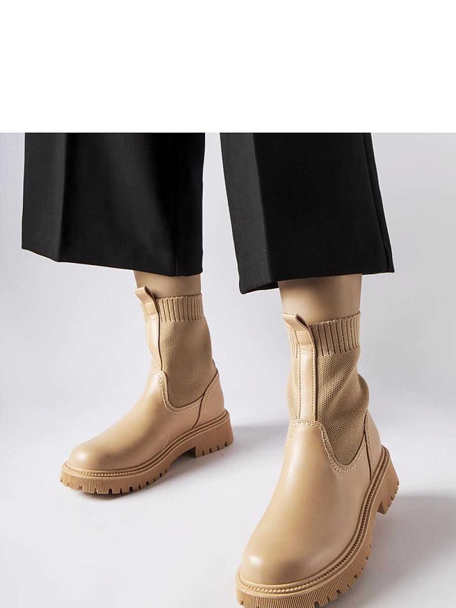 Boots model 205106 Solea-1