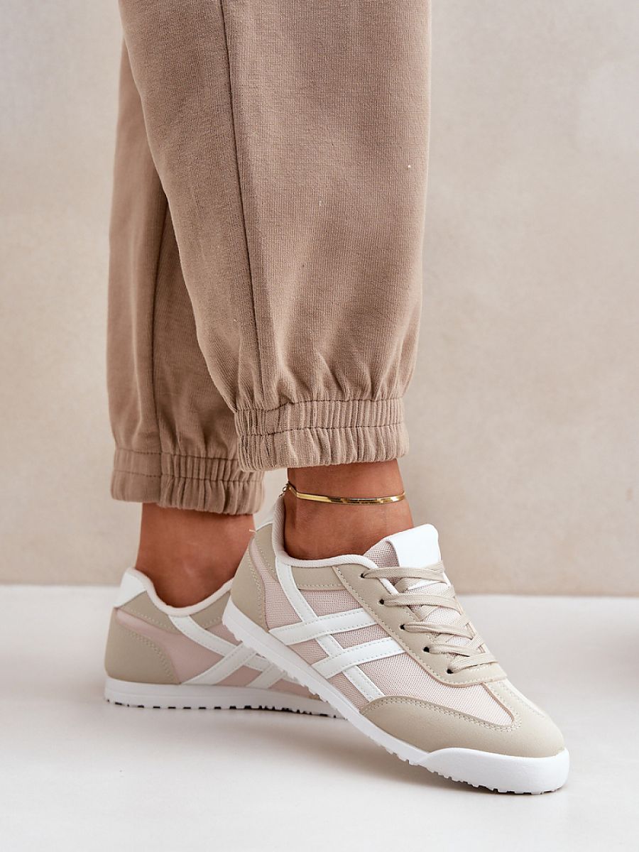 Sneakers model 206804 Step in style