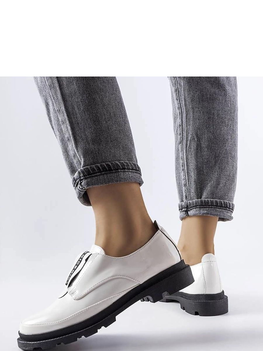 Half shoes model 207070 Solea.