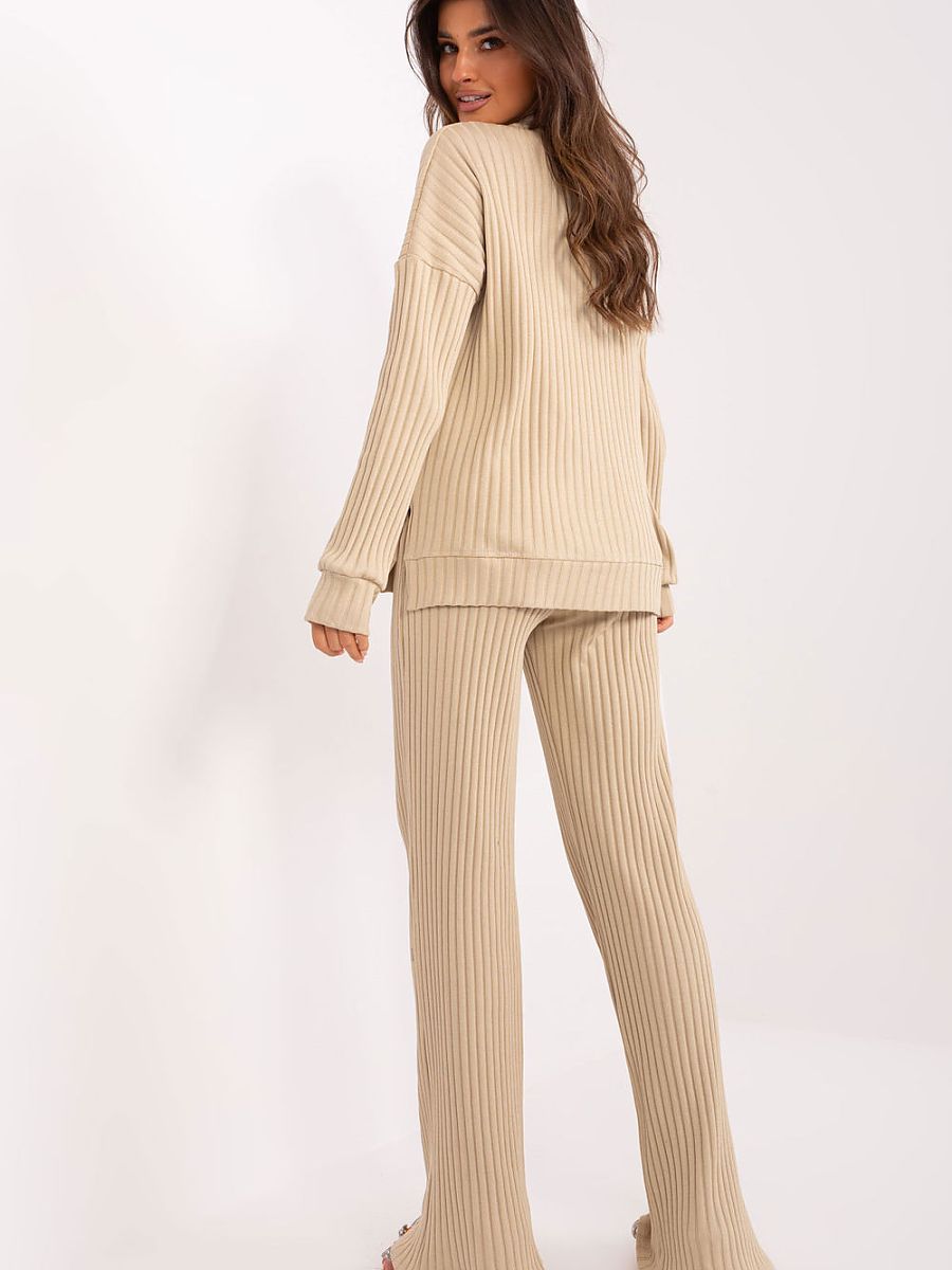 Set model 208697 Lakerta-2