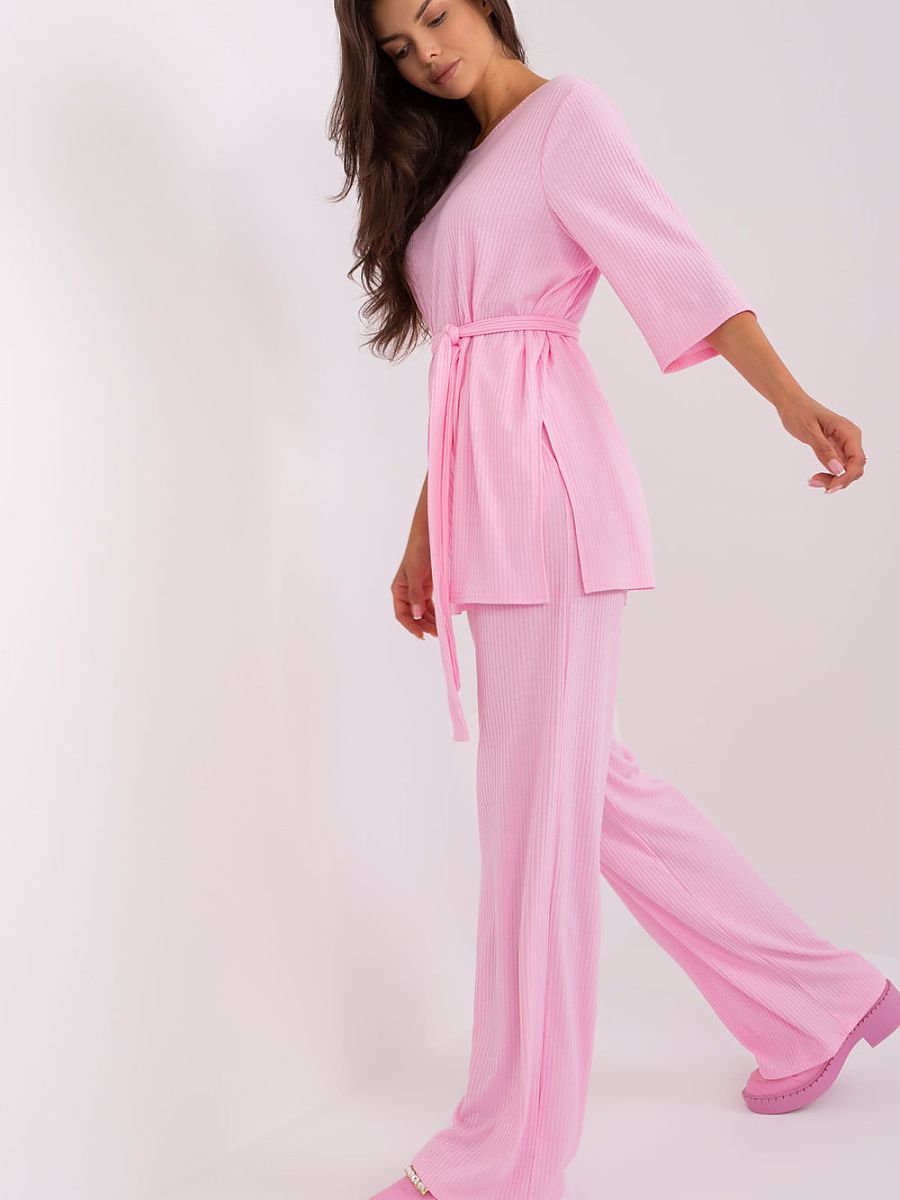 Set model 208702 Lakerta-1