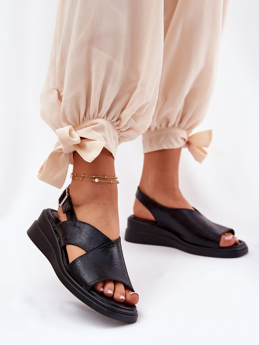 Buskin model 211943 Step in style