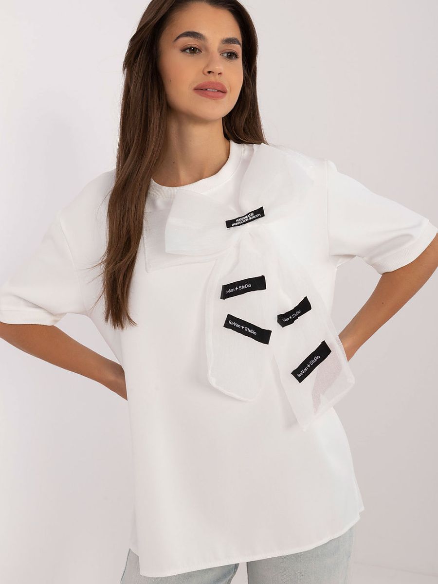 Blouse model 216211 Lakerta-0