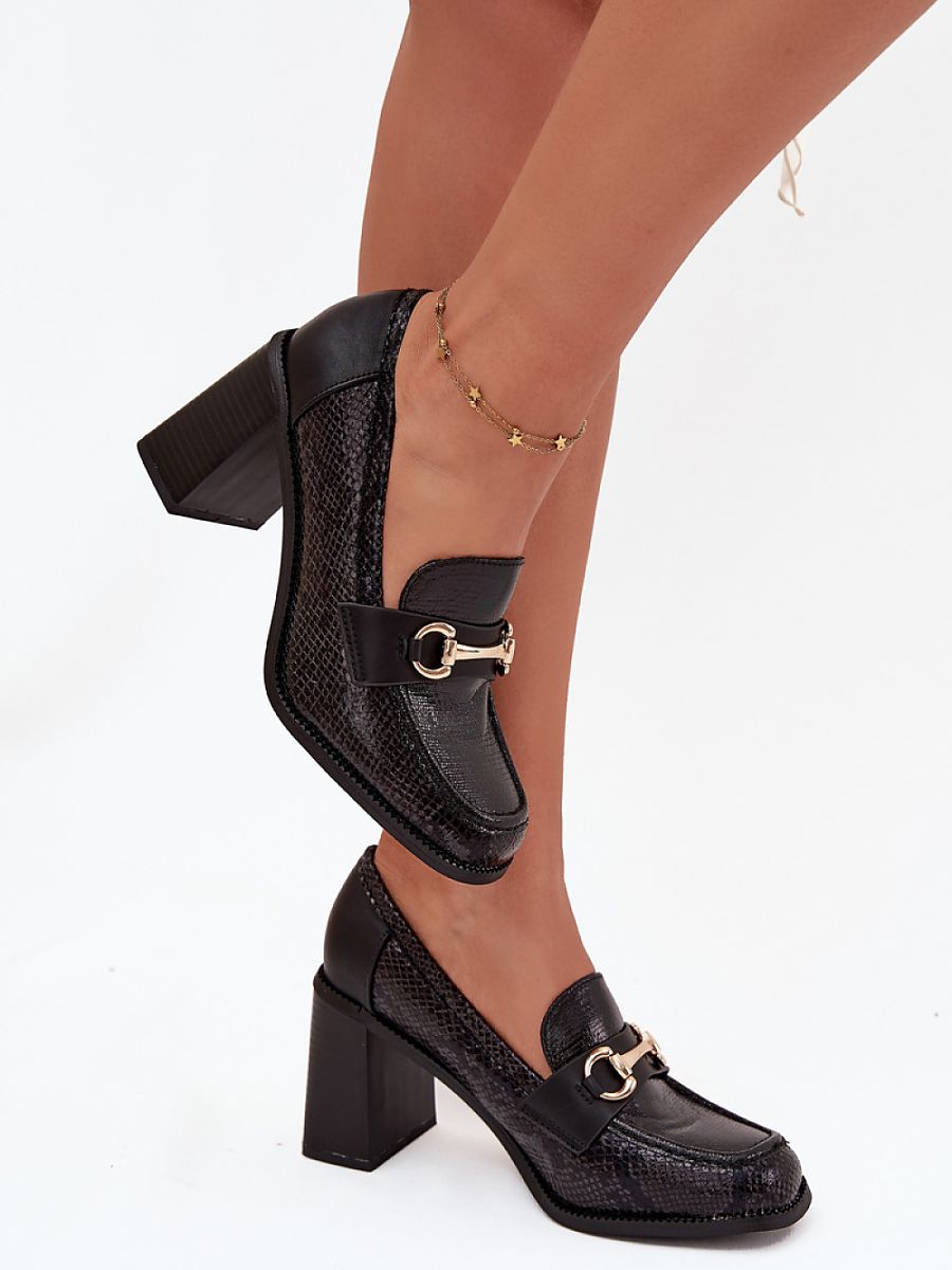 Heeled low shoes model 217846 Step in style