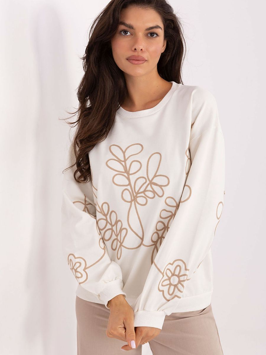 Sweatshirt model 218386 Relevance-0