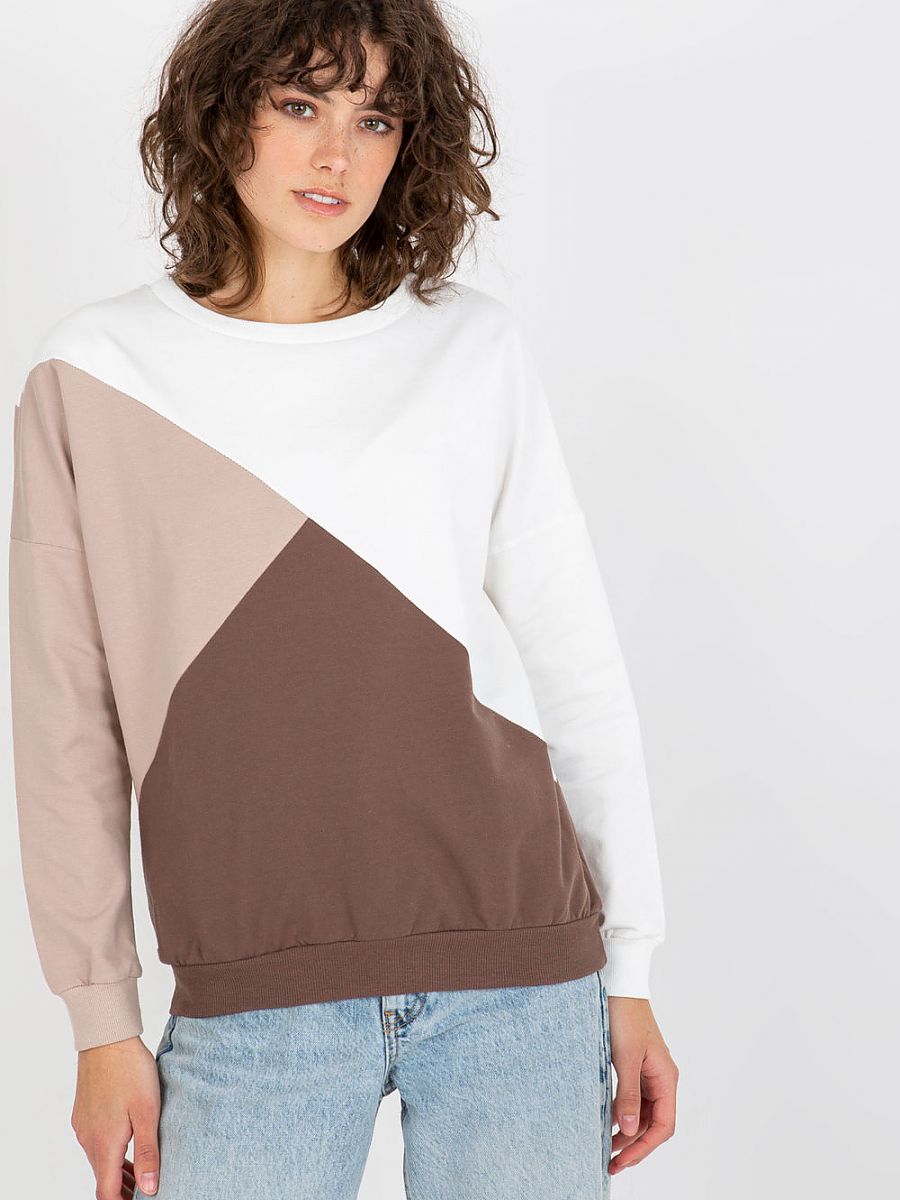 Sweatshirt model 175192 Relevance-0