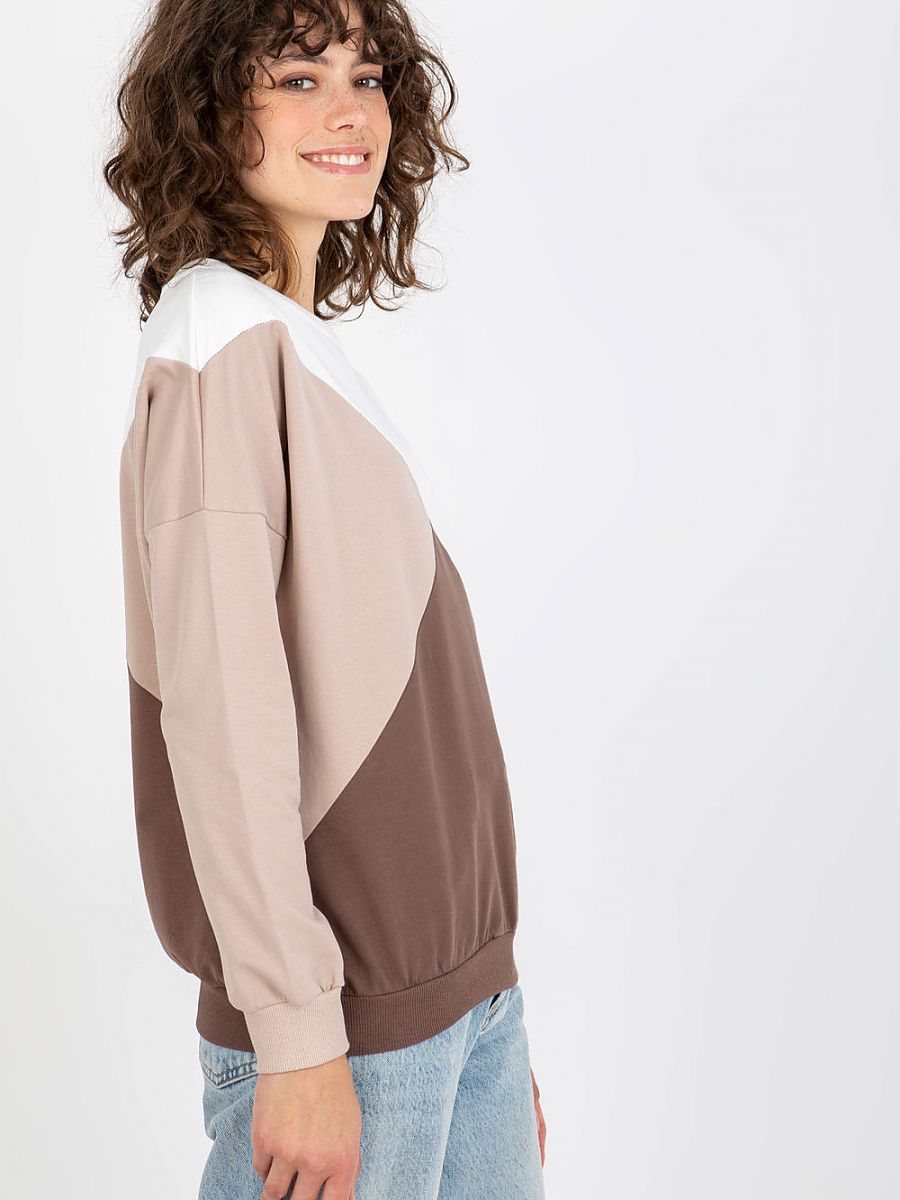 Sweatshirt model 175192 Relevance-1