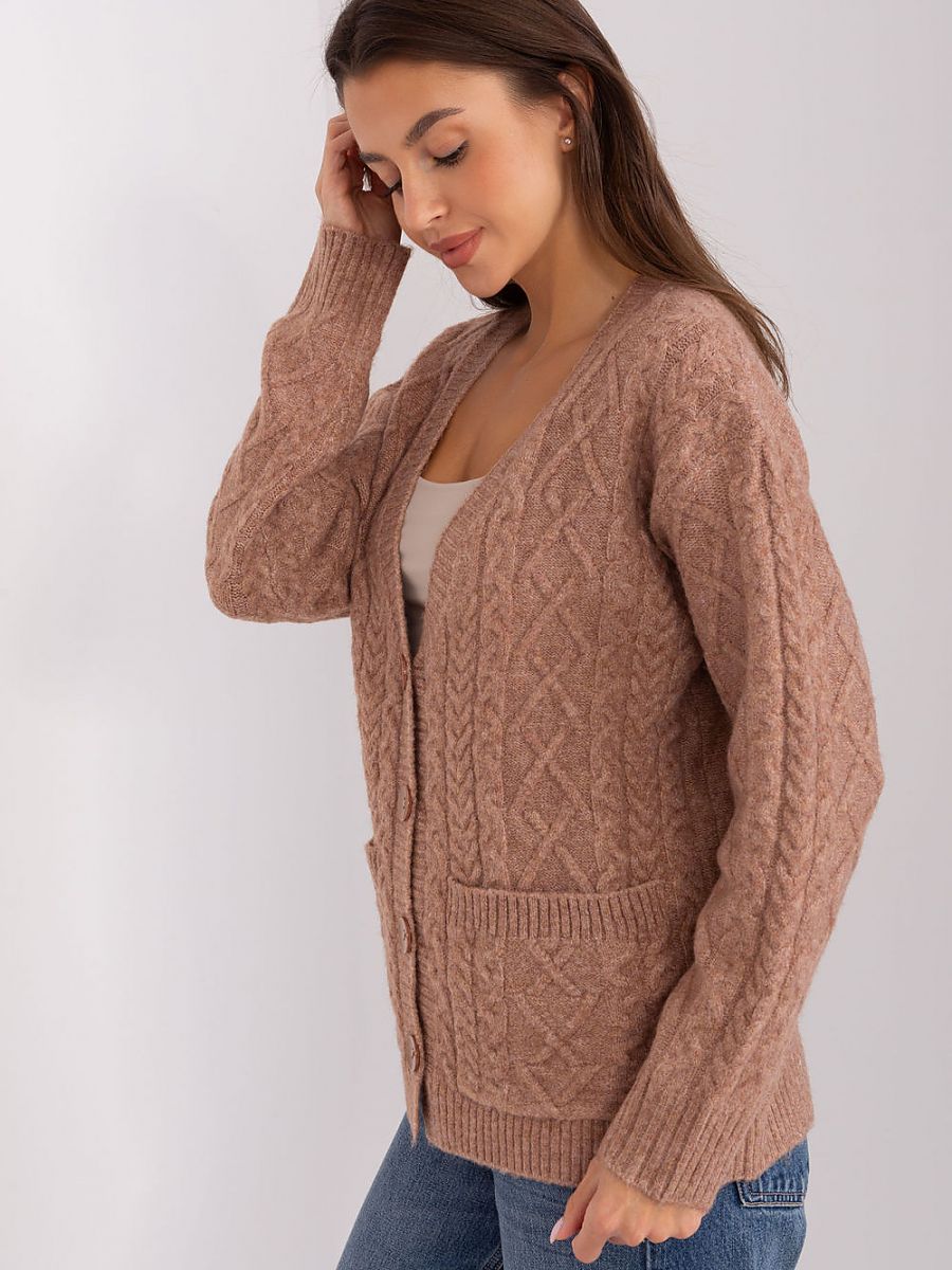 Cardigan model 186748 AT-1