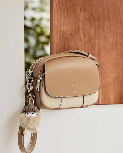 Cutesy Compact Leather Shoulder Bag-2