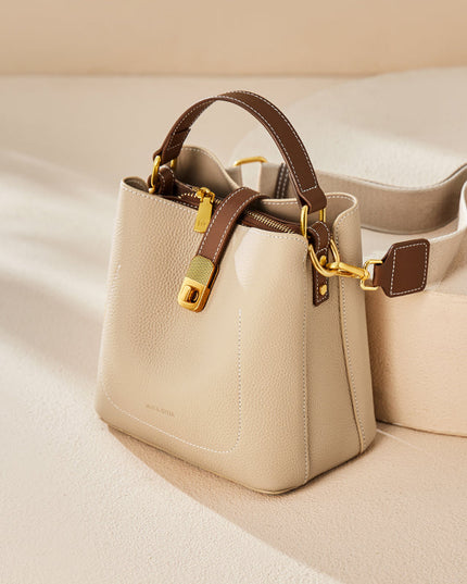Elegant Multi-Seasonal Shoulder Bag-4
