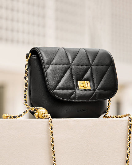 Monaco Trendy Triangle Quilted Leather Chain Bag-3