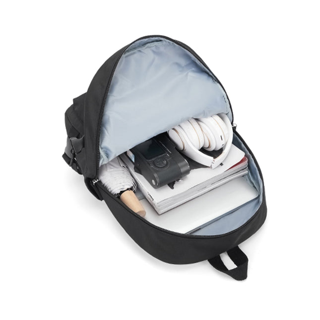 Outdoor Portrait Backpack-3