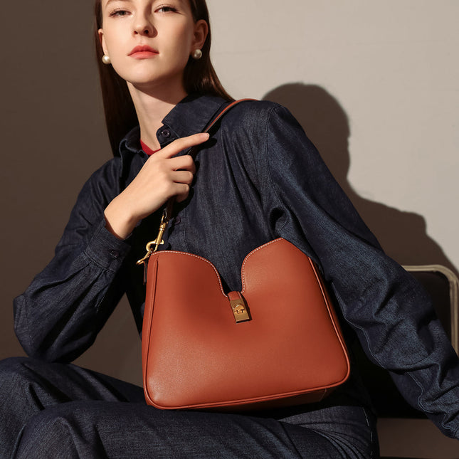 Stylish Scallop Leather Tote Bag-3